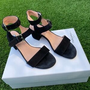 Halogen Black Suede Sandals size 7